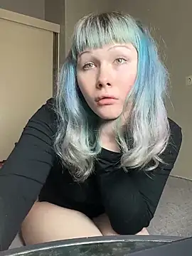 AlexaGudz online show from 05/17/26, 06:37