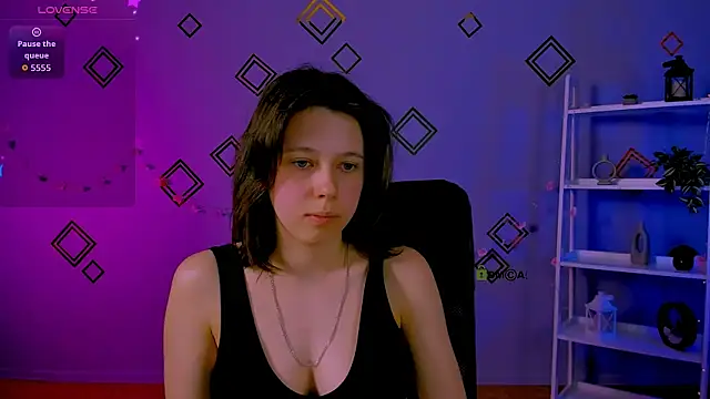 aria wild  online show from 04/19/26, 07:05