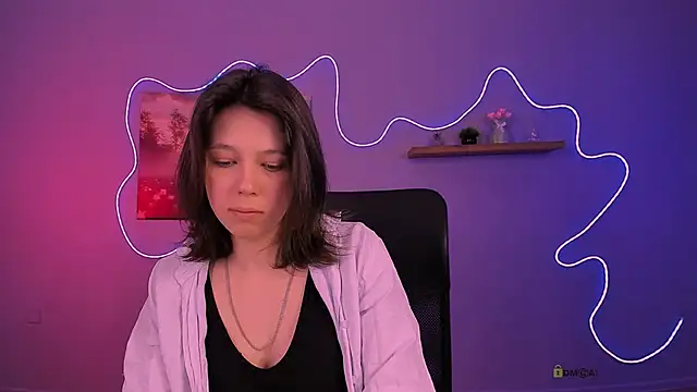 aria wild  online show from 05/04/26, 07:21