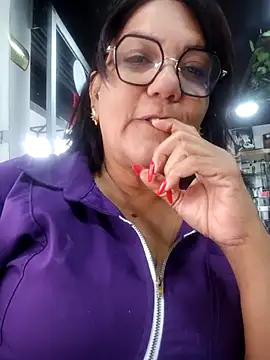 saraladys online show from 04/28/26, 02:55
