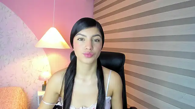 Snapshot of LILY_BRM chatting on 05/15/26, 08:49 LILY BRM online show from 05/15/26, 08:49