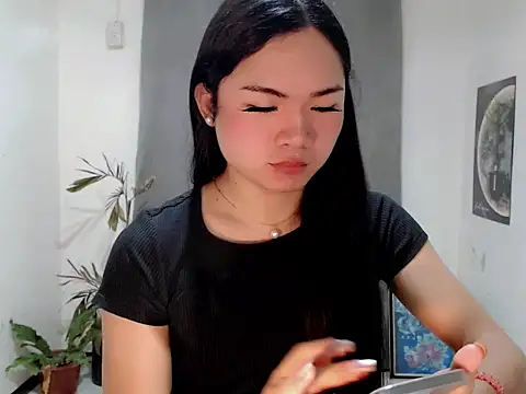 Snapshot of rainexox1 chatting on 05/14/26, 05:31 rainexox1 online show from 05/14/26, 05:31
