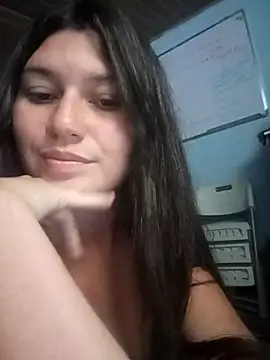 Snapshot of Confite2705 chatting on 03/04/26, 11:44 Confite2705 online show from 03/04/26, 11:44