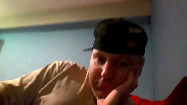 Snapshot of yoursextoy83 chatting on 03/10/26, 12:54 yoursextoy83 online show from 03/10/26, 12:54