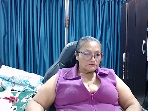  BellaNocturna online show from 04/08/26, 03:28