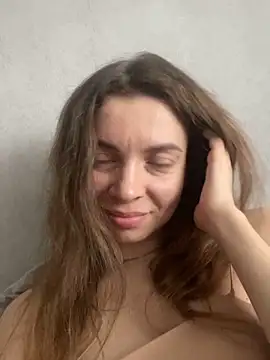 Luna2547 online show from 03/04/26, 10:32