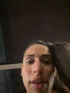 sweetwanda online show from 04/08/26, 01:11