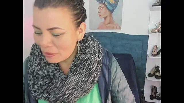 KiaraXMilf online show from 03/17/26, 11:35