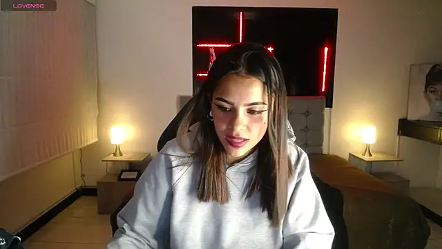  chloe 1 online show from 03/04/26, 12:44