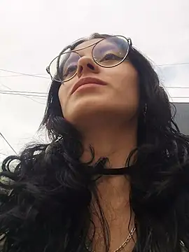 Naomimolie online show from 03/12/26, 12:55