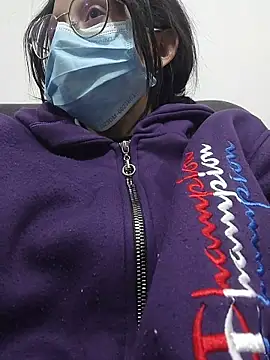 Naomimolie online show from 03/24/26, 11:04