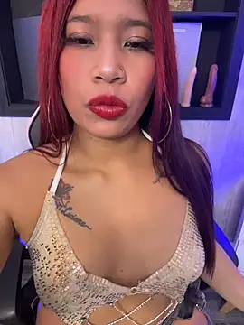 Cherry Charlottee online show from 04/24/26, 08:00