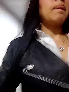 jaade doll online show from 03/24/26, 01:05