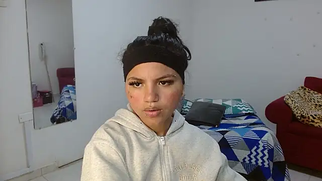 Snapshot of kimmyfuckass chatting on 06/19/26, 12:31 kimmyfuckass online show from 06/19/26, 12:31