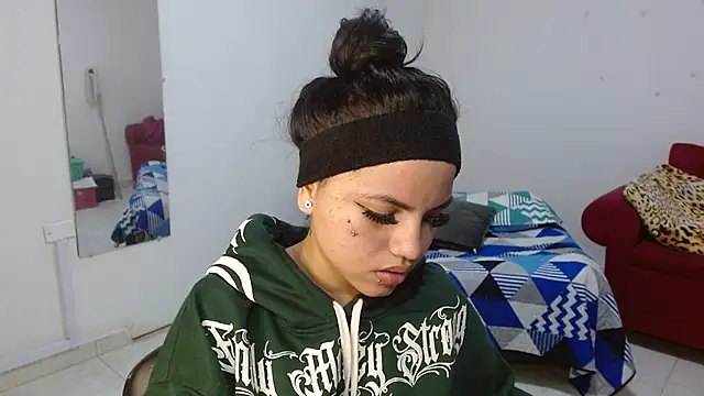 Snapshot of kimmyfuckass chatting on 06/20/26, 01:25 kimmyfuckass online show from 06/20/26, 01:25