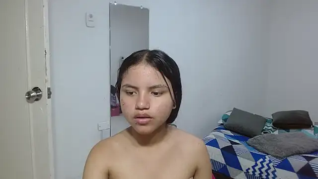 Snapshot of kimmyfuckass chatting on 07/10/26, 12:19 kimmyfuckass online show from 07/10/26, 12:19