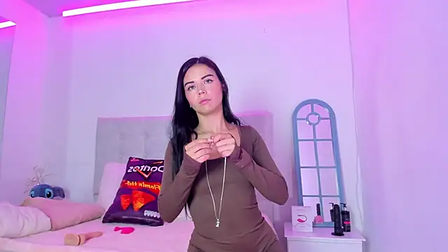 Vanessa cruz 18 online show from 04/24/26, 08:22