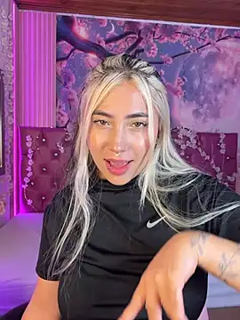 Snapshot of ManuelaVeeleez chatting on 07/02/26, 04:51 ManuelaVeeleez online show from 07/02/26, 04:51