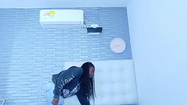 pervert shydoll1 online show from 04/03/26, 03:04