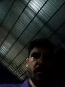 Snapshot of Roberto_stankovisch chatting on 03/03/26, 12:28 Roberto stankovisch online show from 03/03/26, 12:28