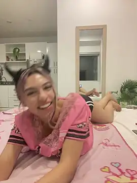 SweetCherry   online show from 06/04/26, 02:06