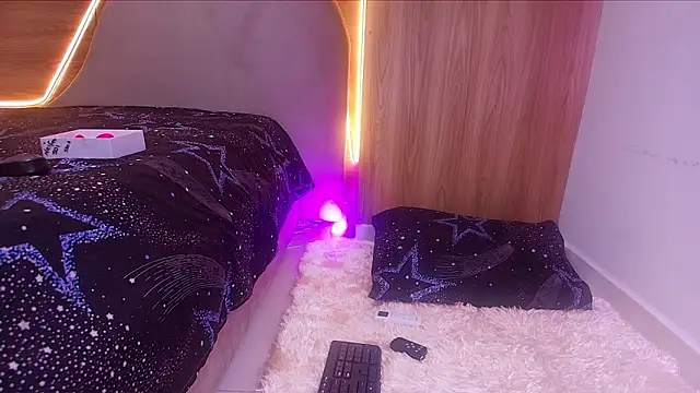 kiara lp online show from 03/13/26, 03:24