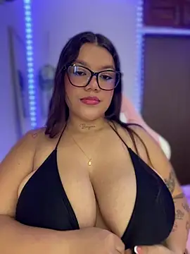 Snapshot of michellesexxxy3 chatting on 07/16/26, 03:12 michellesexxxy3 online show from 07/16/26, 03:12