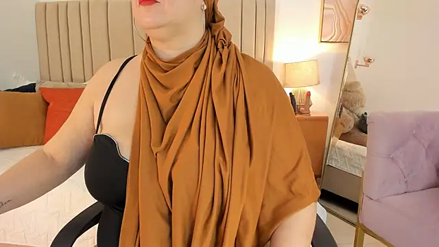  Azahaaraa  online show from 06/06/26, 04:17