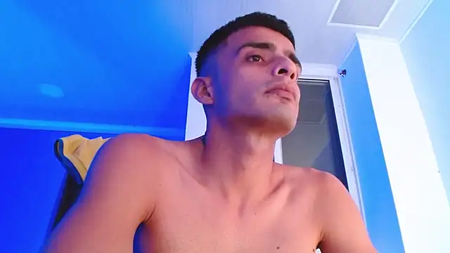 Snapshot of Bad_Boy_Carter69 chatting on 05/27/26, 03:14 Bad Boy Carter69 online show from 05/27/26, 03:14