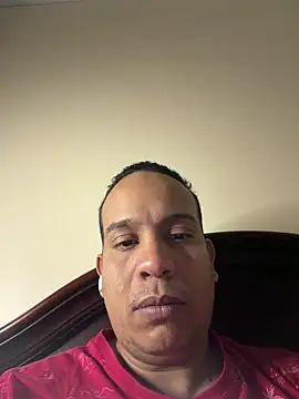 latinocaliente94 online show from 03/03/26, 06:41