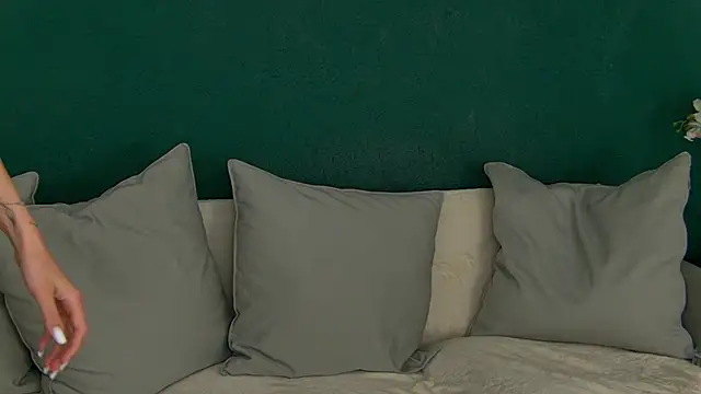 SkinnyNatty online show from 03/29/26, 04:01