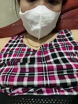 Layla 2x online show from 03/03/26, 07:42