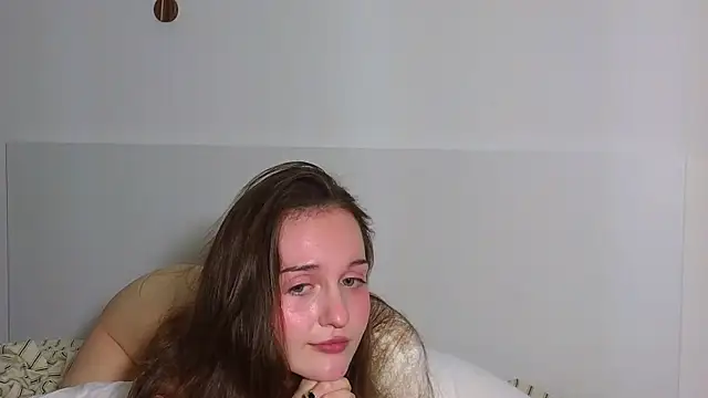 Snapshot of Lilyblushhh chatting on 07/31/26, 07:24 Lilyblushhh online show from 07/31/26, 07:24