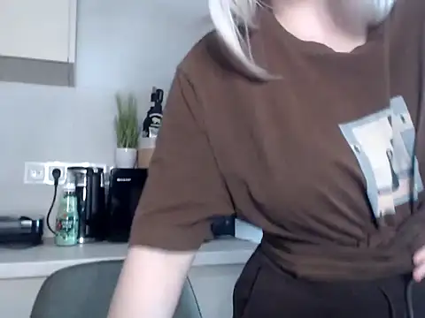 LenaSecret19 online show from 04/02/26, 05:49