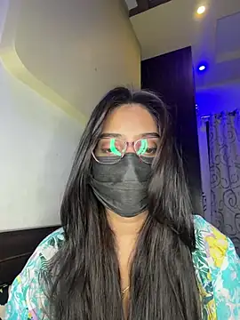 Snapshot of nikki_catz chatting on 05/19/26, 03:51 nikki catz online show from 05/19/26, 03:51