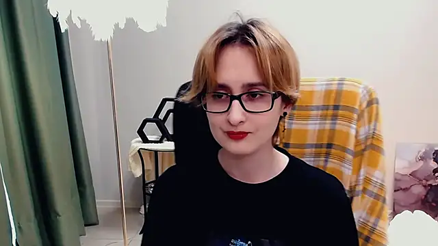 LixeLuna online show from 06/04/26, 06:30