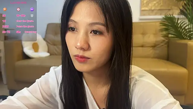 onlylookatu online show from 07/17/26, 08:24