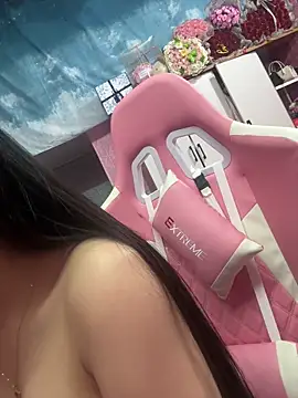hot-cumplay online show from 05/27/26, 02:36