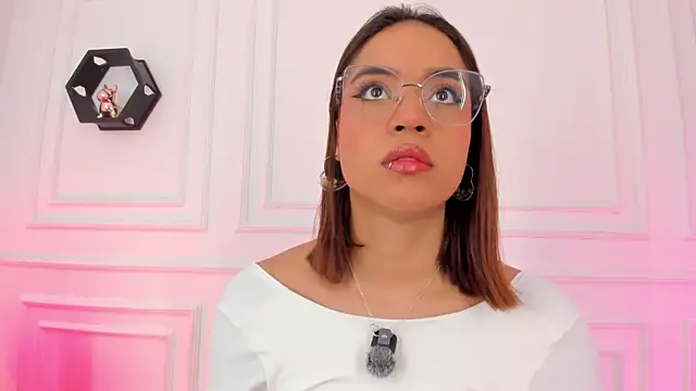 Im Scarlett  online show from 07/06/26, 05:37