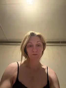 Secret Ladyx online show from 03/28/26, 08:30