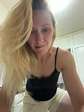Secret Ladyx online show from 06/17/26, 07:37