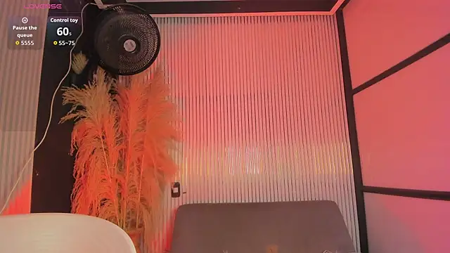 kittyBlossom 1 online show from 07/26/26, 08:27