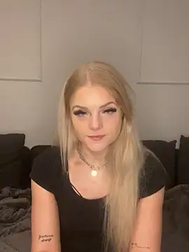 Luna-Noire online show from 03/03/26, 08:15