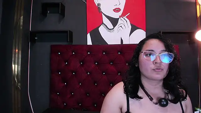 Snapshot of Sarah__Moonx chatting on 06/15/26, 07:16 Sarah Moonx online show from 06/15/26, 07:16