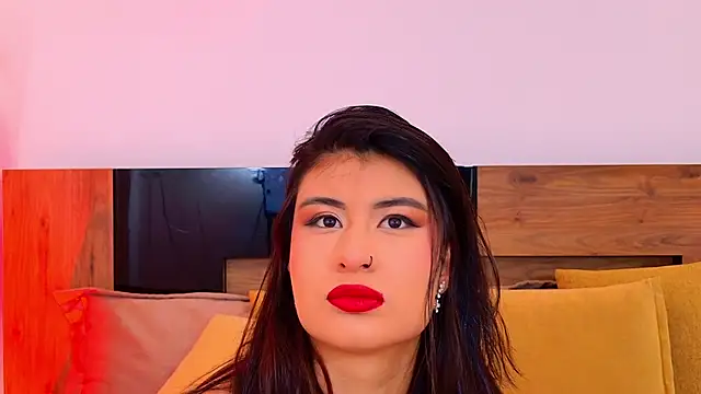 DaphneWayne online show from 05/09/26, 07:19