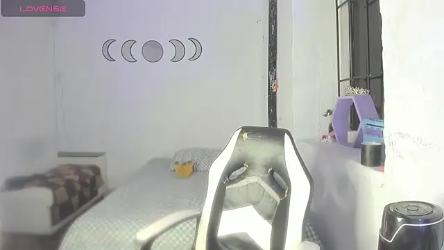 marianafoxx  online show from 04/13/26, 02:33