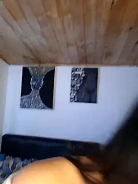 xanthenyx  online show from 04/05/26, 06:16