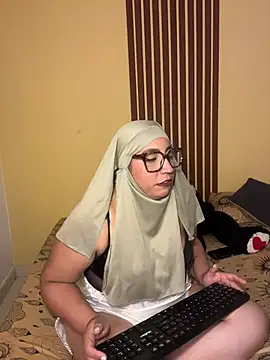 Chandra Yusef online show from 04/15/26, 12:39