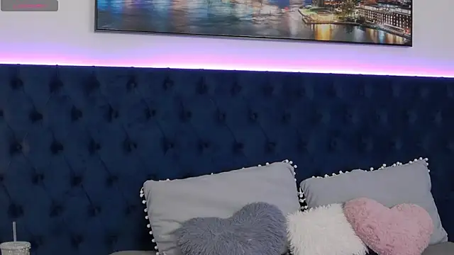 VenusSinclairr online show from 03/18/26, 09:40