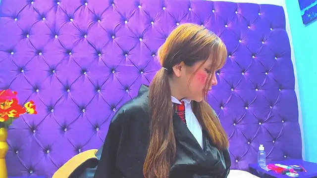 ZoeBarbiee online show from 03/27/26, 03:01